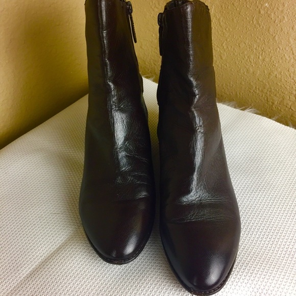 Cole Haan brown leather ankle boot 9.5 B - Picture 9 of 16